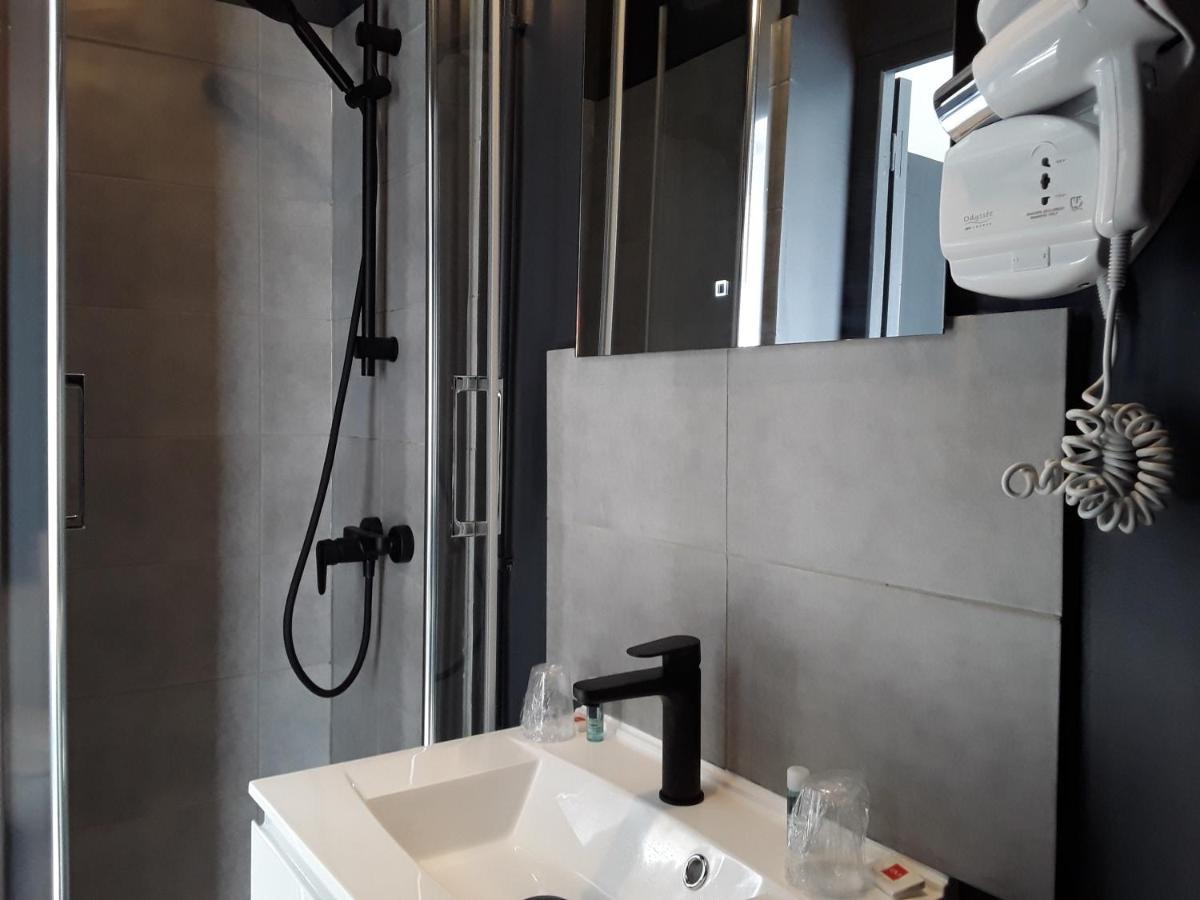 La Pomme D'Or Hotell La Charité-sur-Loire Eksteriør bilde