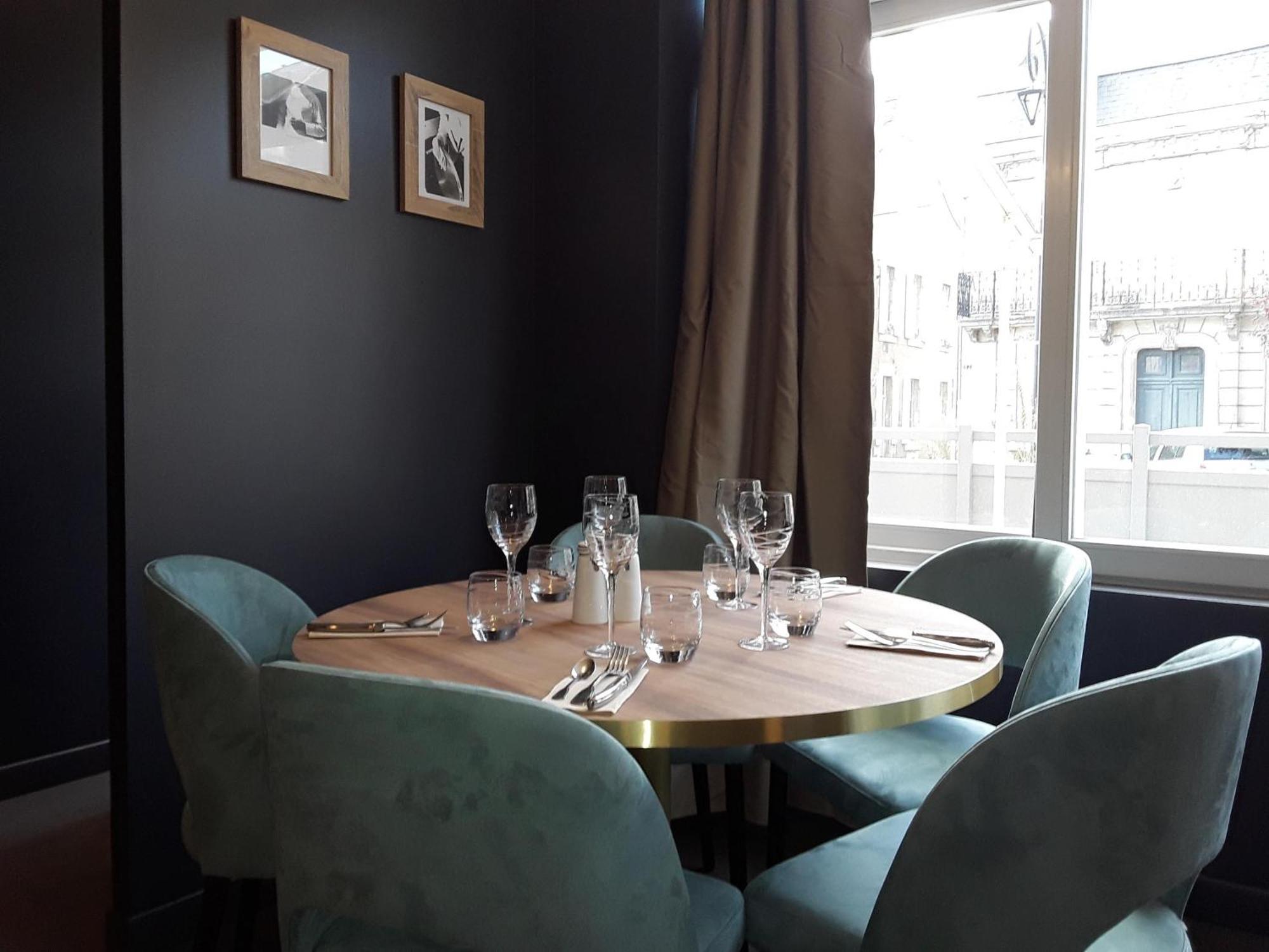 La Pomme D'Or Hotell La Charité-sur-Loire Eksteriør bilde